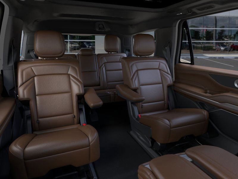 New 2026 Lincoln Navigator Reserve image 11