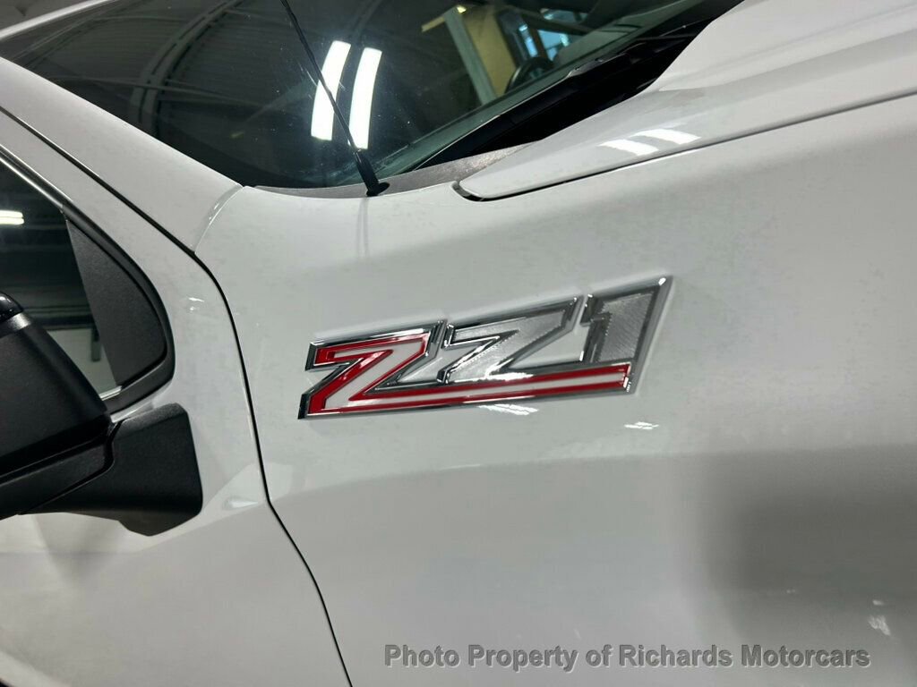 Used 2022 Chevrolet Silverado 1500 RST image 10