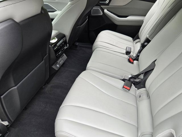 Certified 2026 Acura MDX FWD w/ Technology Package image 30