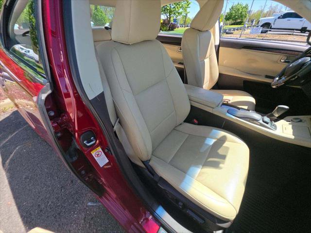 Used 2016 Lexus ES 350 w/ Navigation System Package FWD image 21