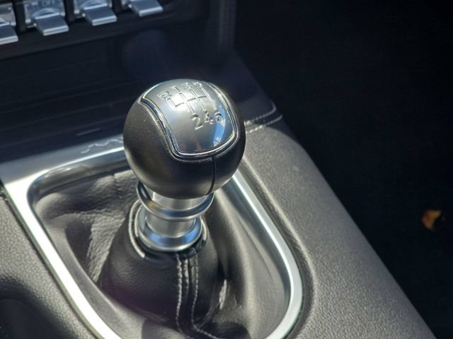 Used 2021 Ford Mustang GT Premium w/ Equipment Group 401A RWD image 18