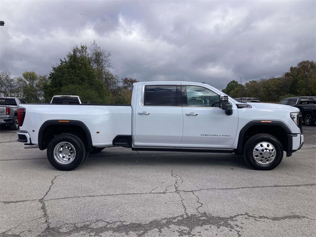 New 2026 GMC Sierra 3500 Denali Ultimate image 2