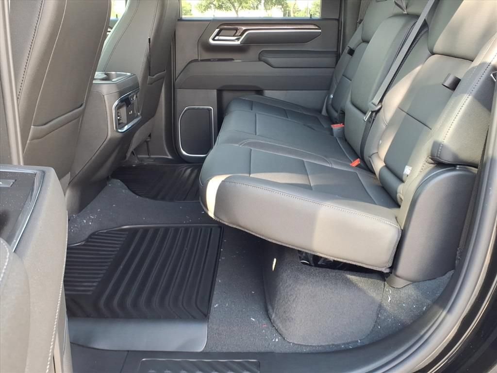 New 2026 Chevrolet Silverado 2500 LTZ w/ LTZ Plus Package AWD/4WD image 17