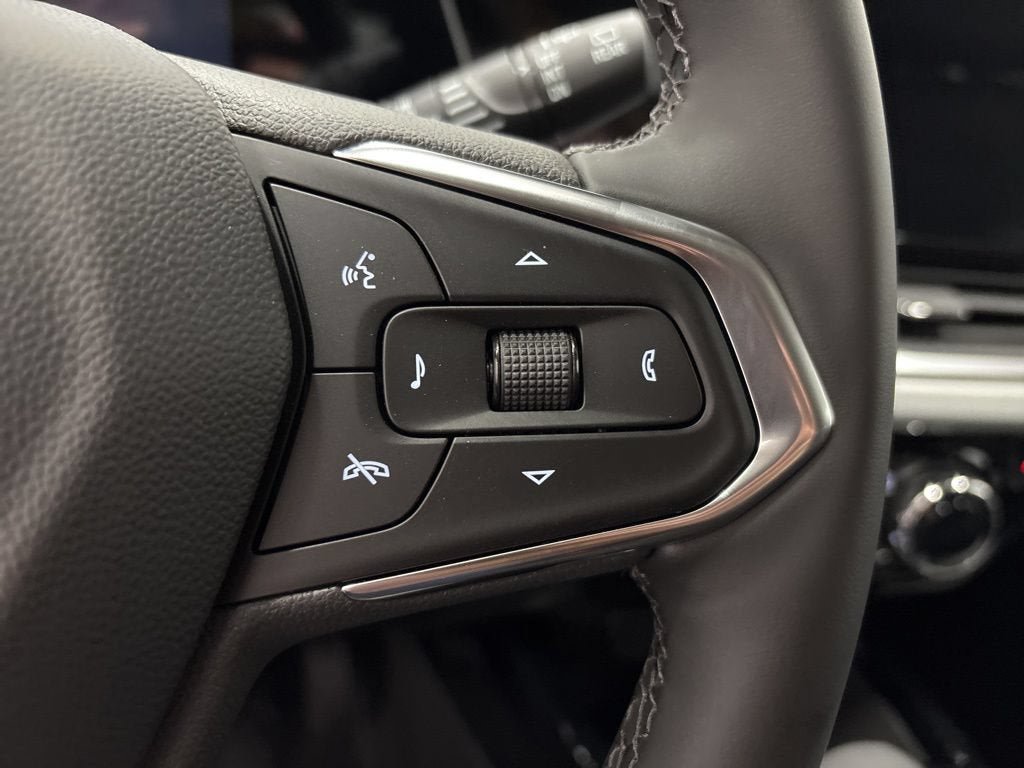 New 2026 Chevrolet Trax LT w/ Driver Confidence Package FWD image 23