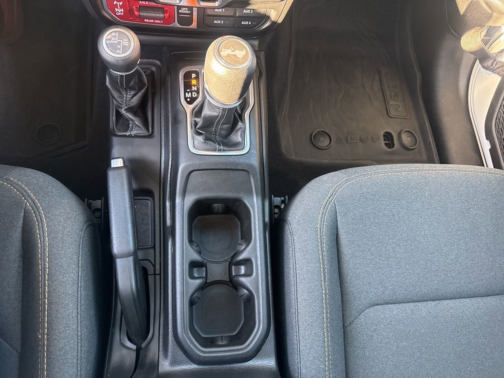 Certified 2025 Jeep Wrangler Willys 4xe image 23