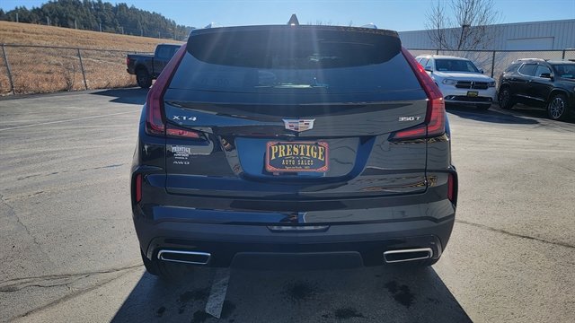 Used 2024 Cadillac XT4 Premium Luxury AWD/4WD image 7
