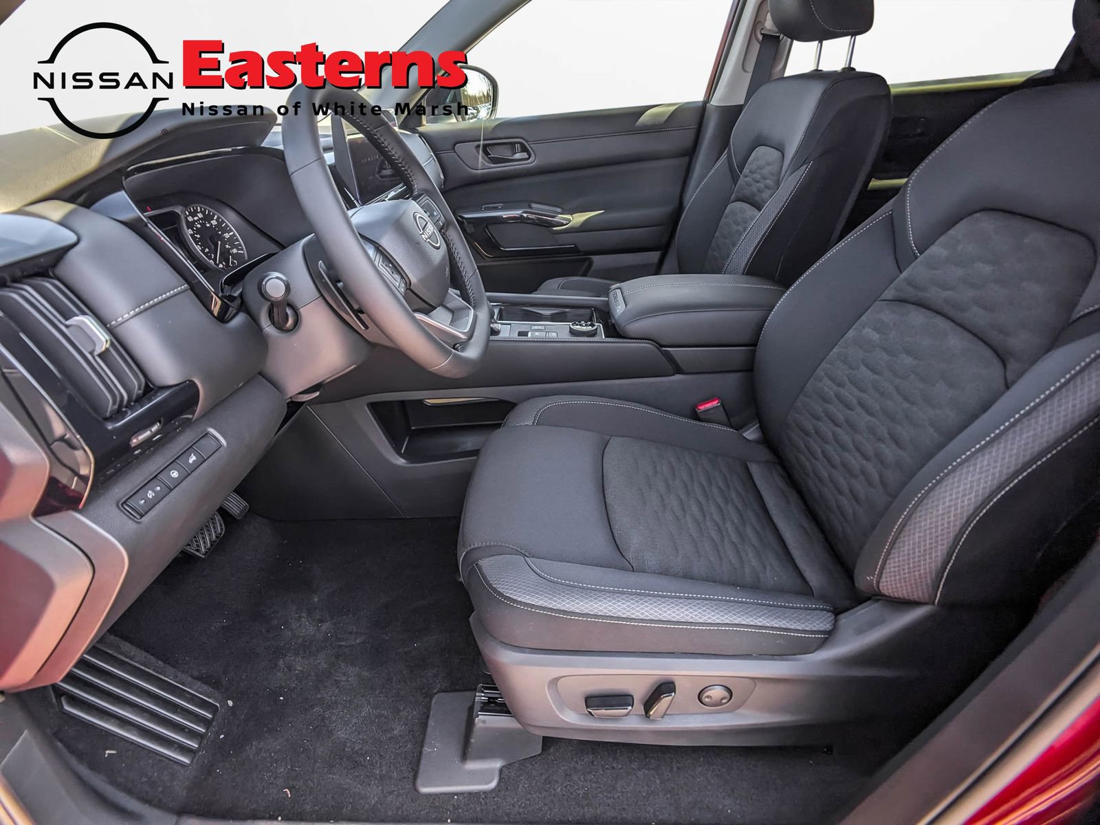 New 2026 Nissan Pathfinder SV image 14