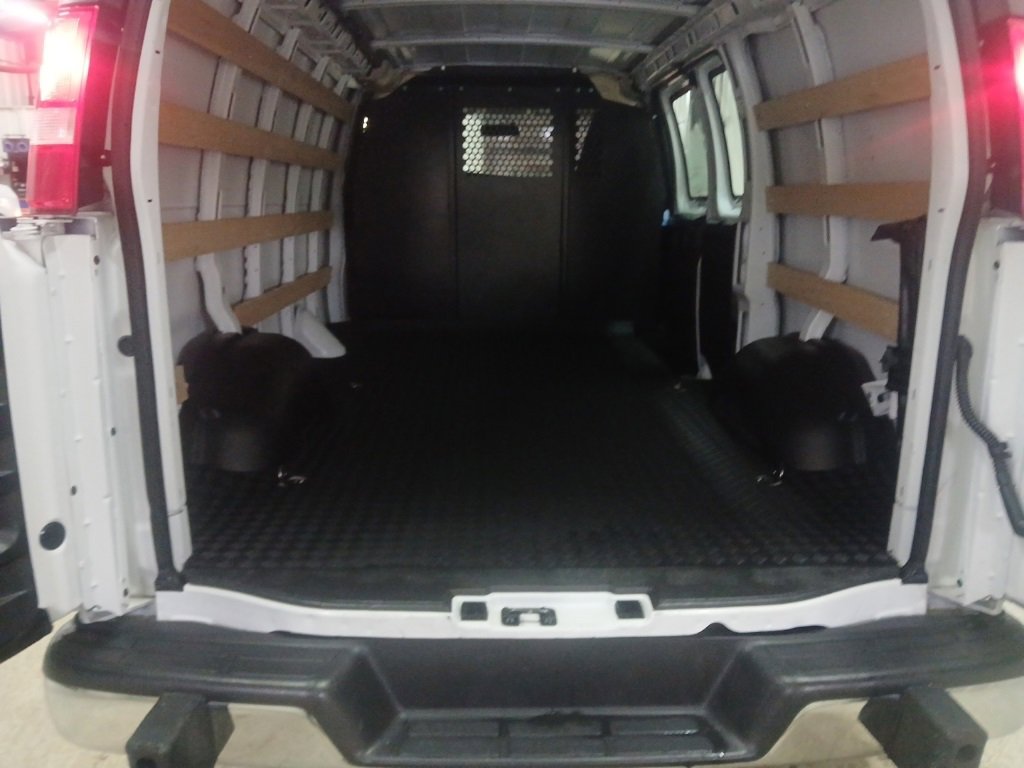 Used 2024 Chevrolet Express 2500 w/ Driver Convenience Package image 16