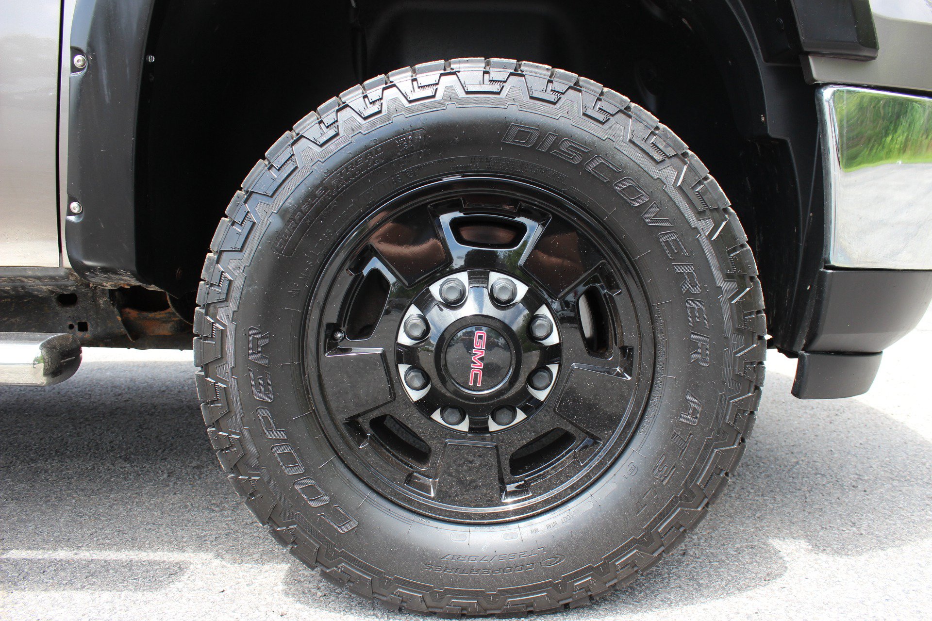 Used 2012 GMC Sierra 2500 SLE w/ Snow Plow Prep Package AWD/4WD image 40