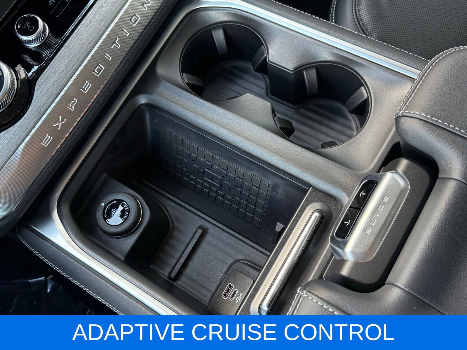 Used 2025 Ford Expedition Platinum AWD/4WD image 25