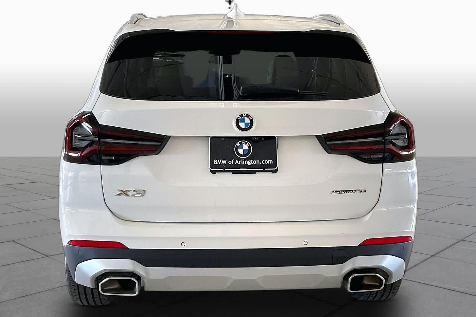 Used 2024 BMW X3 sDrive30i w/ Premium Package RWD image 4