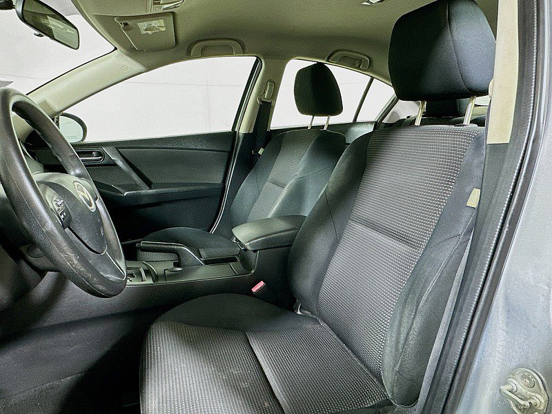 Used 2012 MAZDA MAZDA3 i Sport image 10