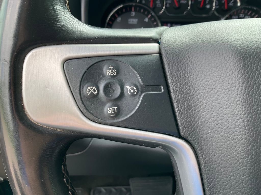 Used 2014 GMC Sierra 1500 SLE w/ SLE Value Package AWD/4WD image 5