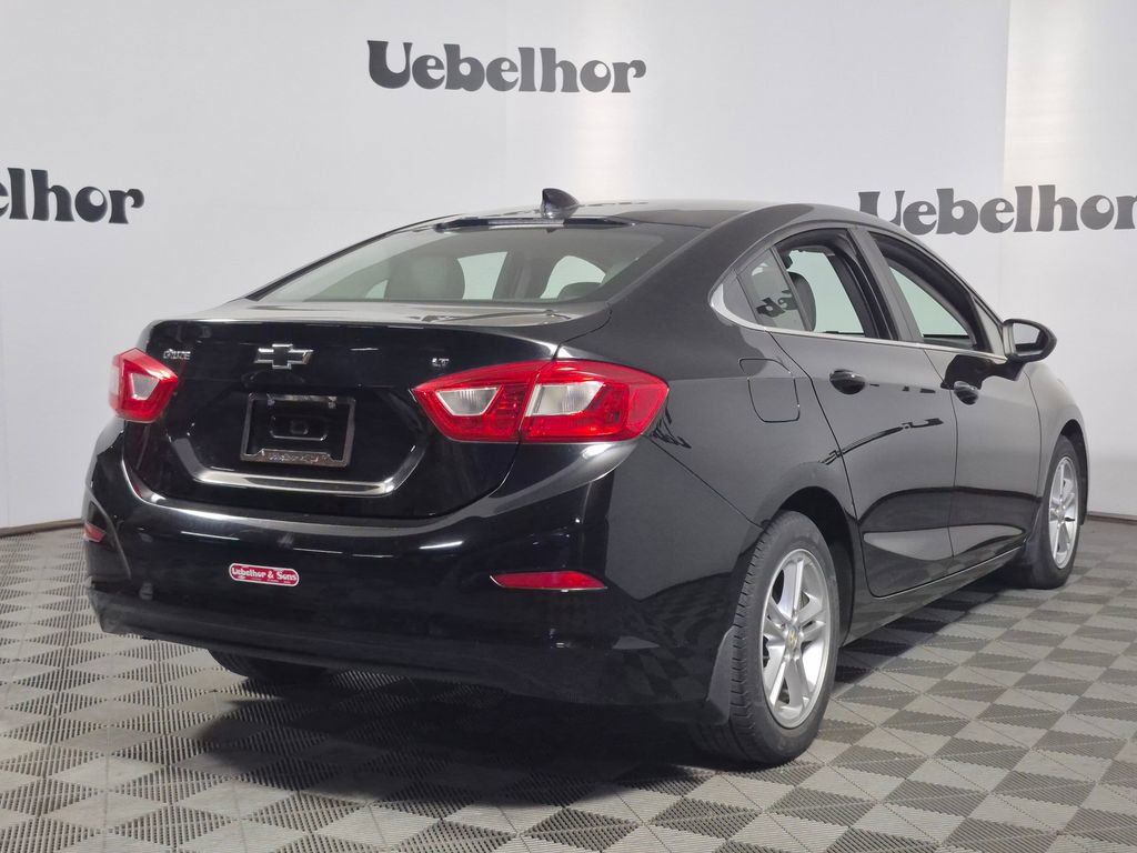 Used 2016 Chevrolet Cruze LT w/ Convenience Package FWD image 7