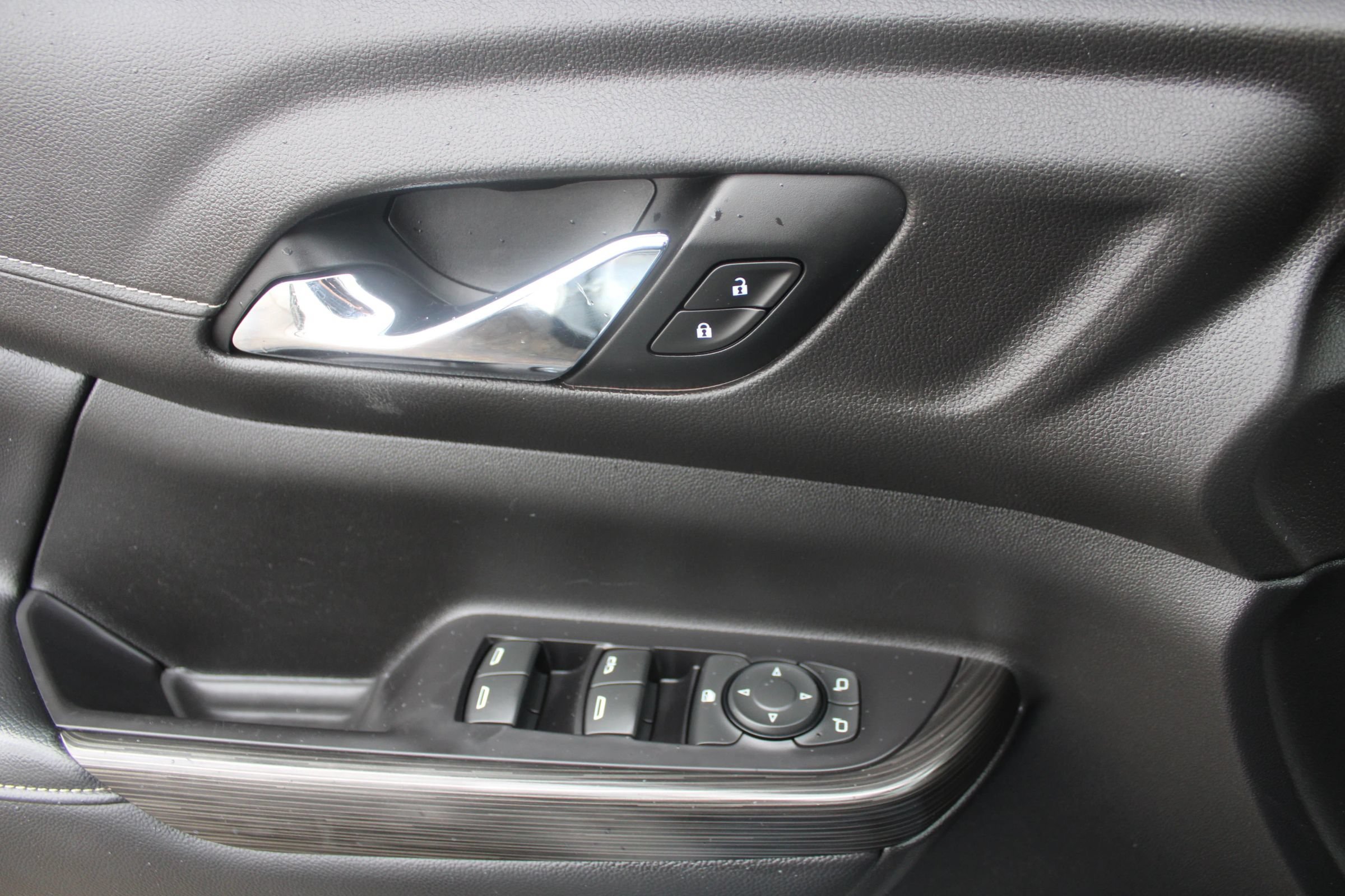 Used 2019 GMC Acadia SLT FWD image 23