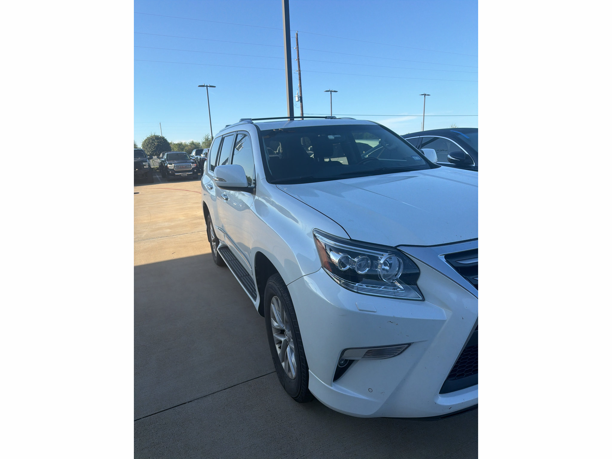 Used 2018 Lexus GX 460 Premium w/ Premium Package AWD/4WD image 3