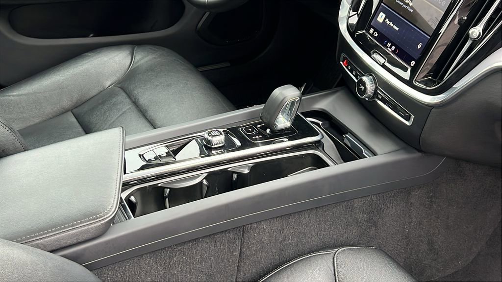 Used 2024 Volvo S60 B5 Core image 6