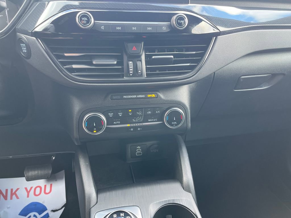 Used 2025 Ford Escape ST-Line image 19
