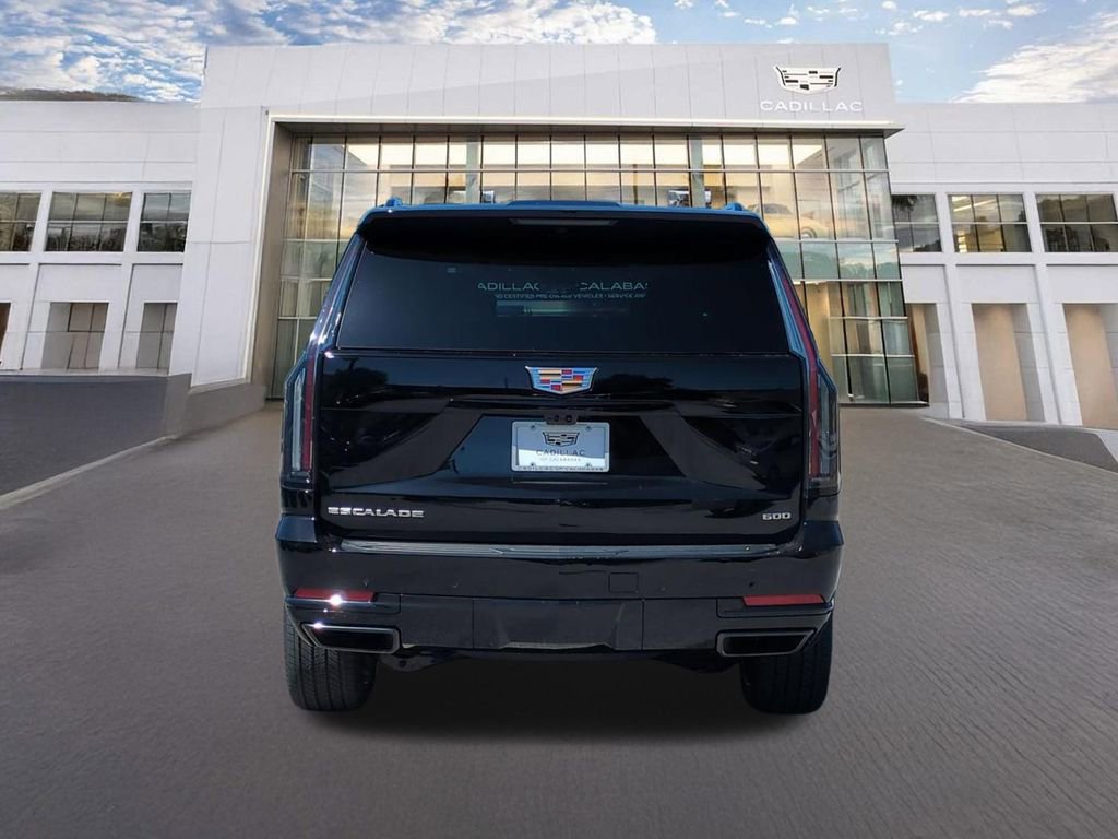 New 2026 Cadillac Escalade Platinum Sport w/ LPO, Floor Liner Package AWD/4WD image 4