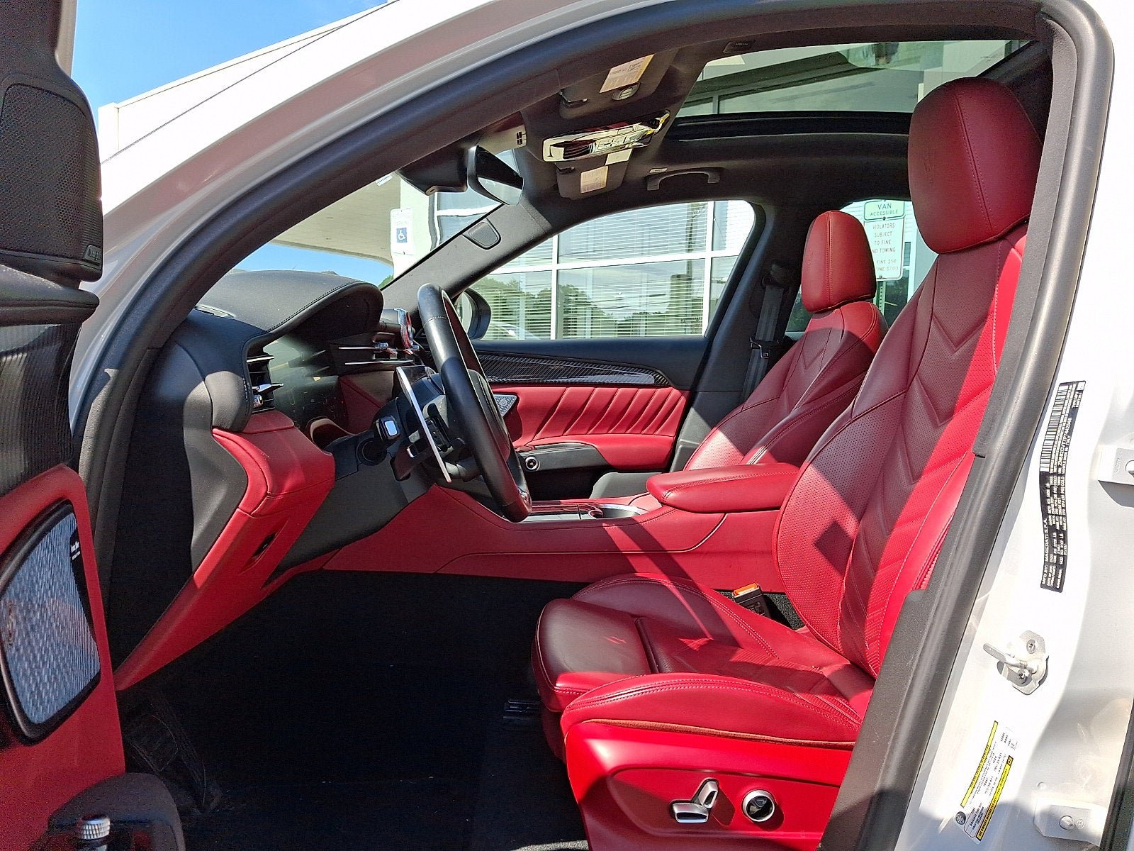 Used 2023 Maserati Grecale Modena AWD/4WD image 15