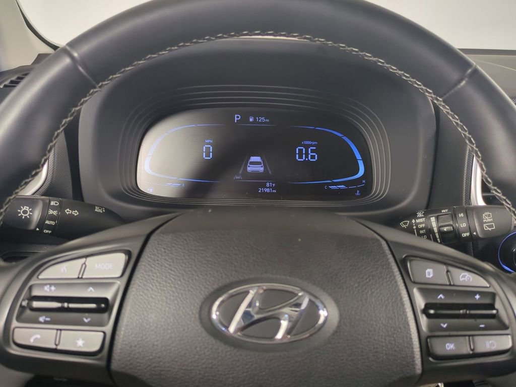 Certified 2023 Hyundai Venue SEL w/ Cargo Package image 32