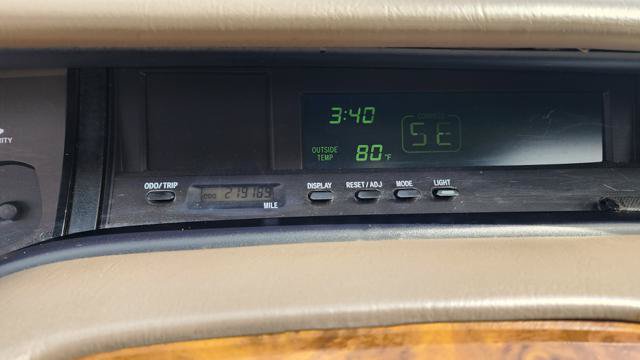 Used 2004 Toyota Avalon XLS FWD image 19