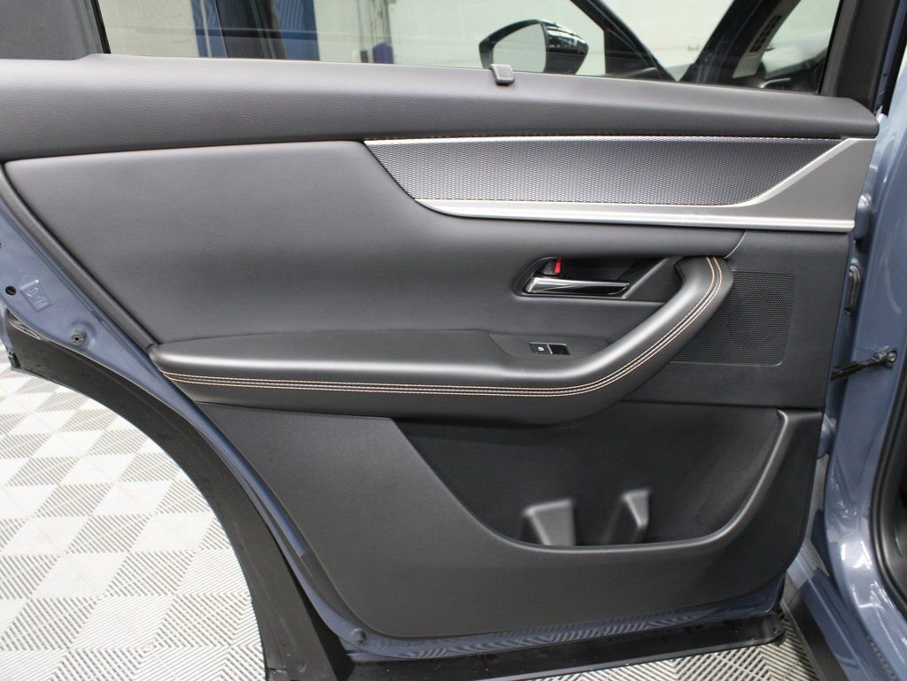 Used 2025 MAZDA CX-70 Plug-In Hybrid w/ Premium Pkg image 53