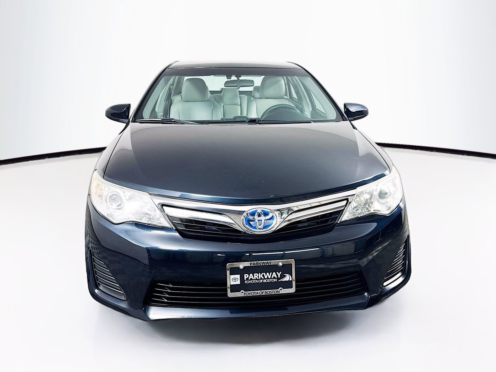 Used 2012 Toyota Camry LE image 2
