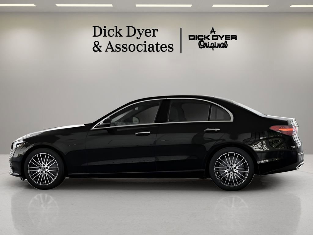 Used 2025 Mercedes-Benz C 300 Sedan image 21