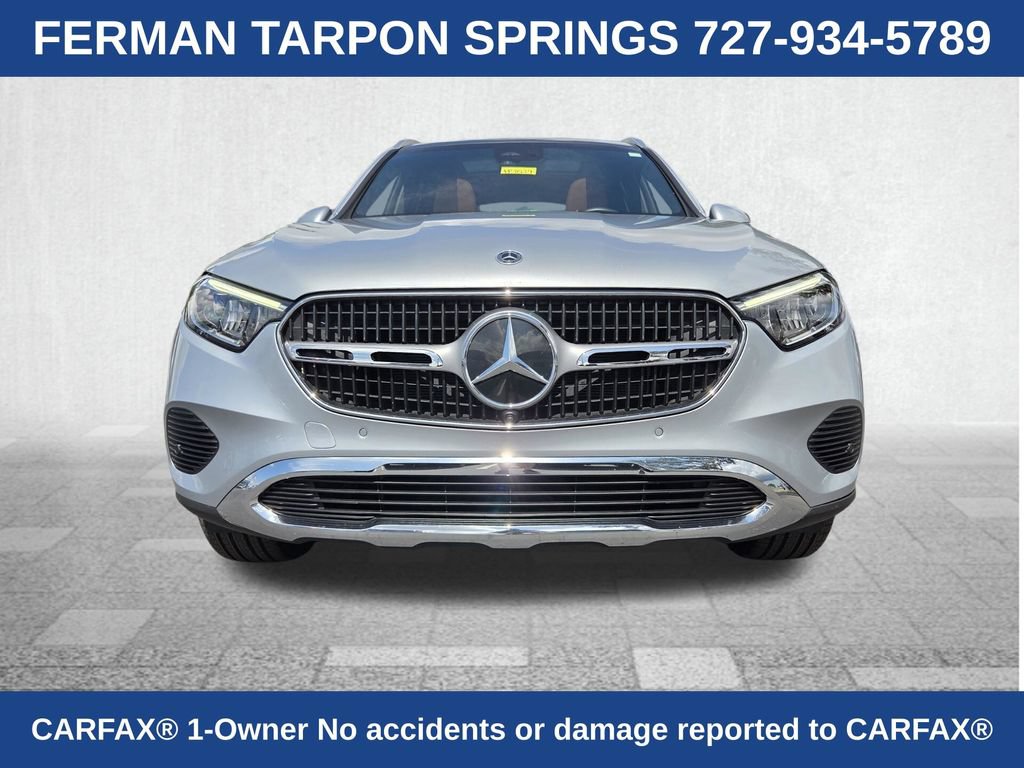 Used 2024 Mercedes-Benz GLC 300 4MATIC image 2