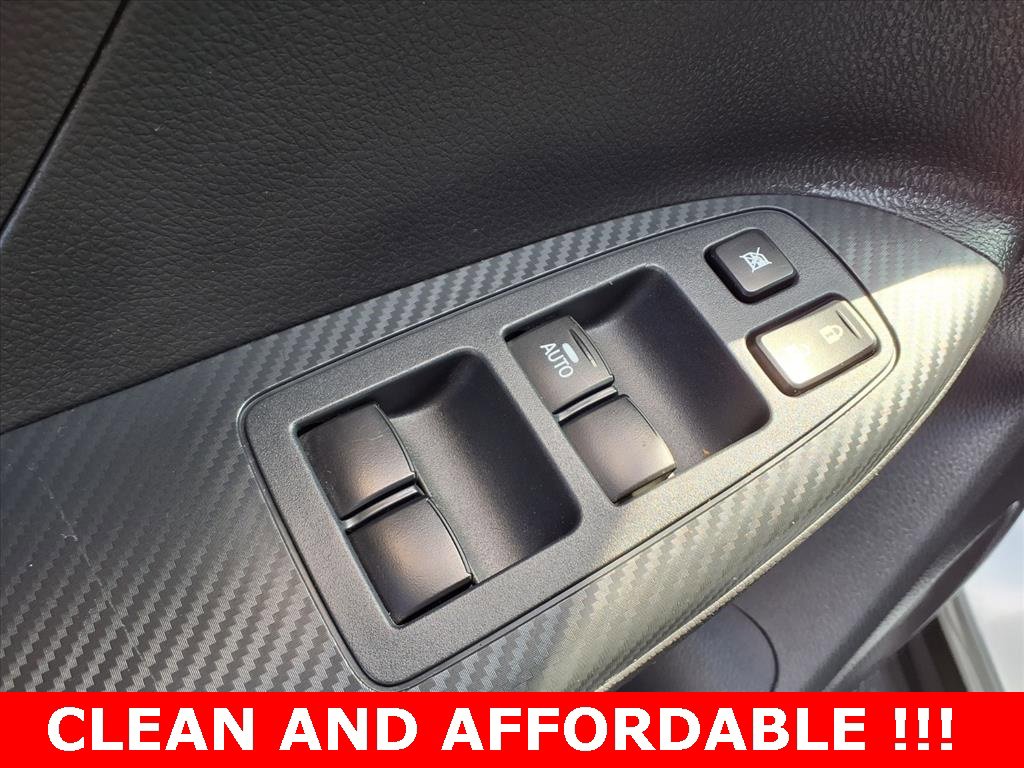 Used 2025 Mitsubishi Eclipse Cross AWD image 12