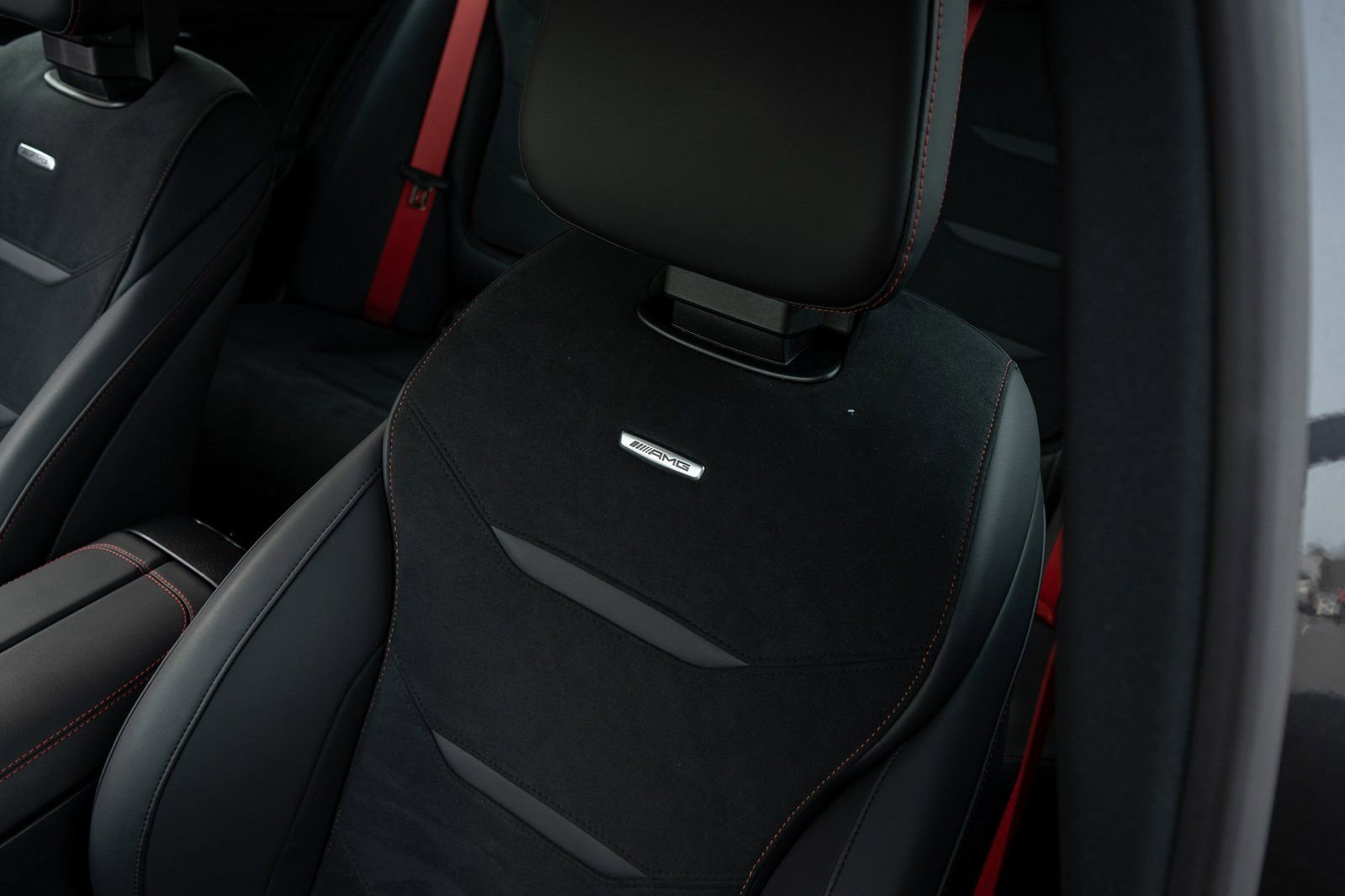 Used 2024 Mercedes-Benz C 43 AMG 4MATIC Sedan image 28