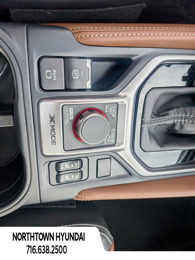 Used 2023 Subaru Forester Touring image 17
