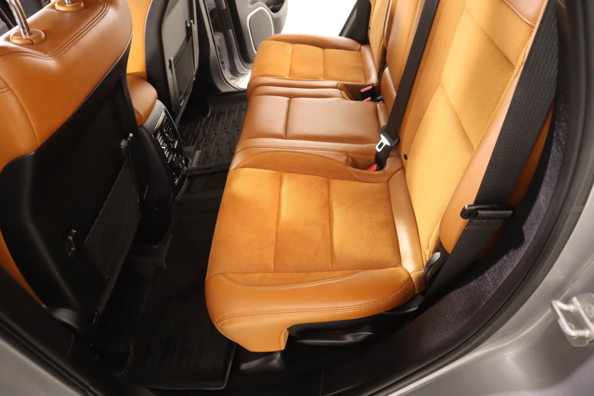 Used 2020 Jeep Grand Cherokee SRT w/ Trailer Tow Group IV image 13