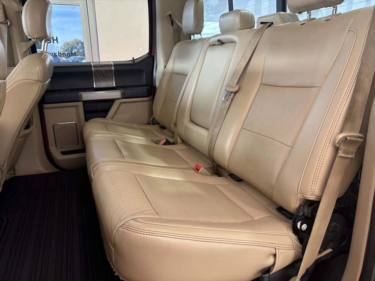 Used 2019 Ford F250 Lariat w/ Chrome Package AWD/4WD image 28