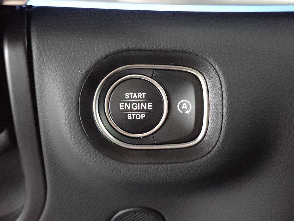 Used 2026 Mercedes-Benz GLS 450 4MATIC image 17