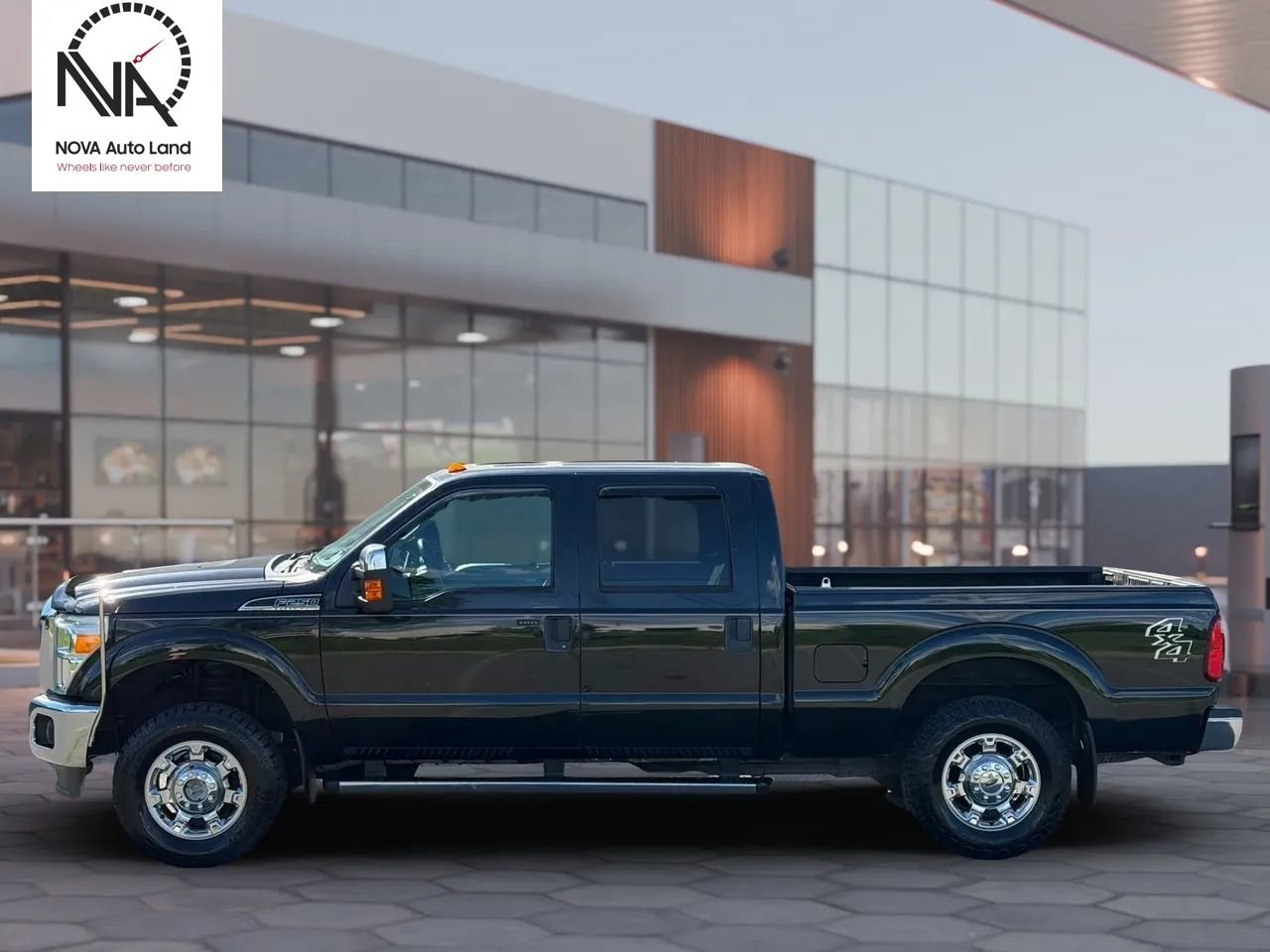 Used 2012 Ford F250 XLT w/ XLT Premium Pkg AWD/4WD image 6