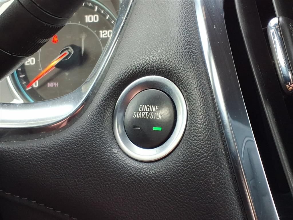 Used 2023 Chevrolet Traverse LT AWD/4WD image 13