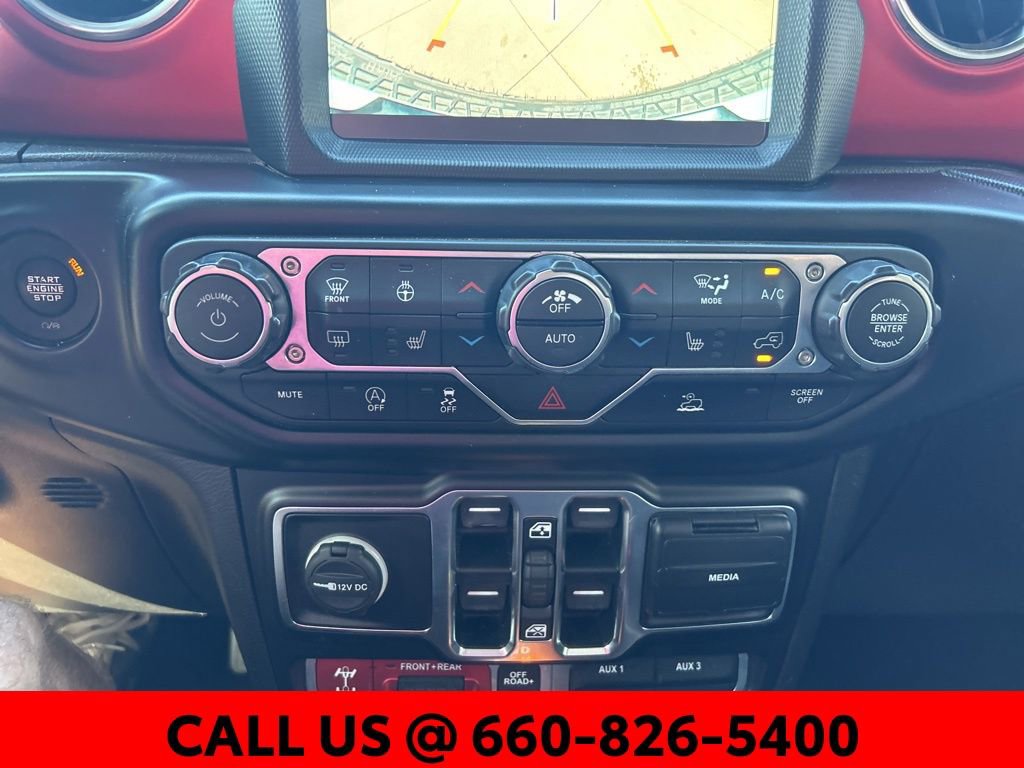 Used 2022 Jeep Wrangler Unlimited Rubicon w/ Cold Weather Group AWD/4WD image 20