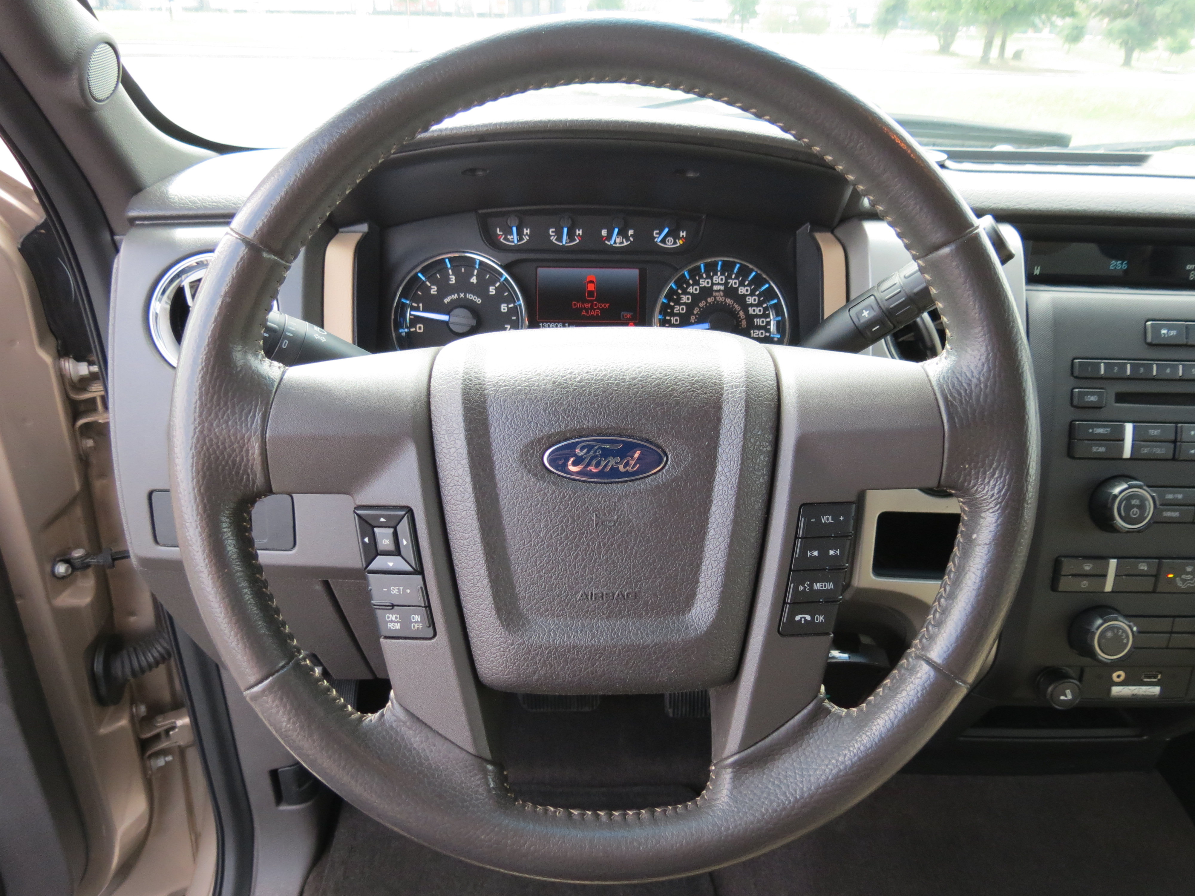 Used 2012 Ford F150 XLT w/ XLT Convenience Pkg RWD image 13