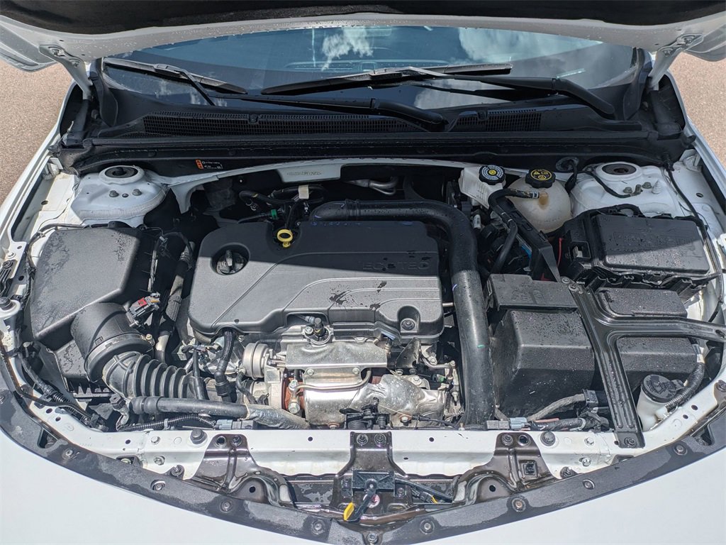 Used 2023 Chevrolet Malibu LS image 30