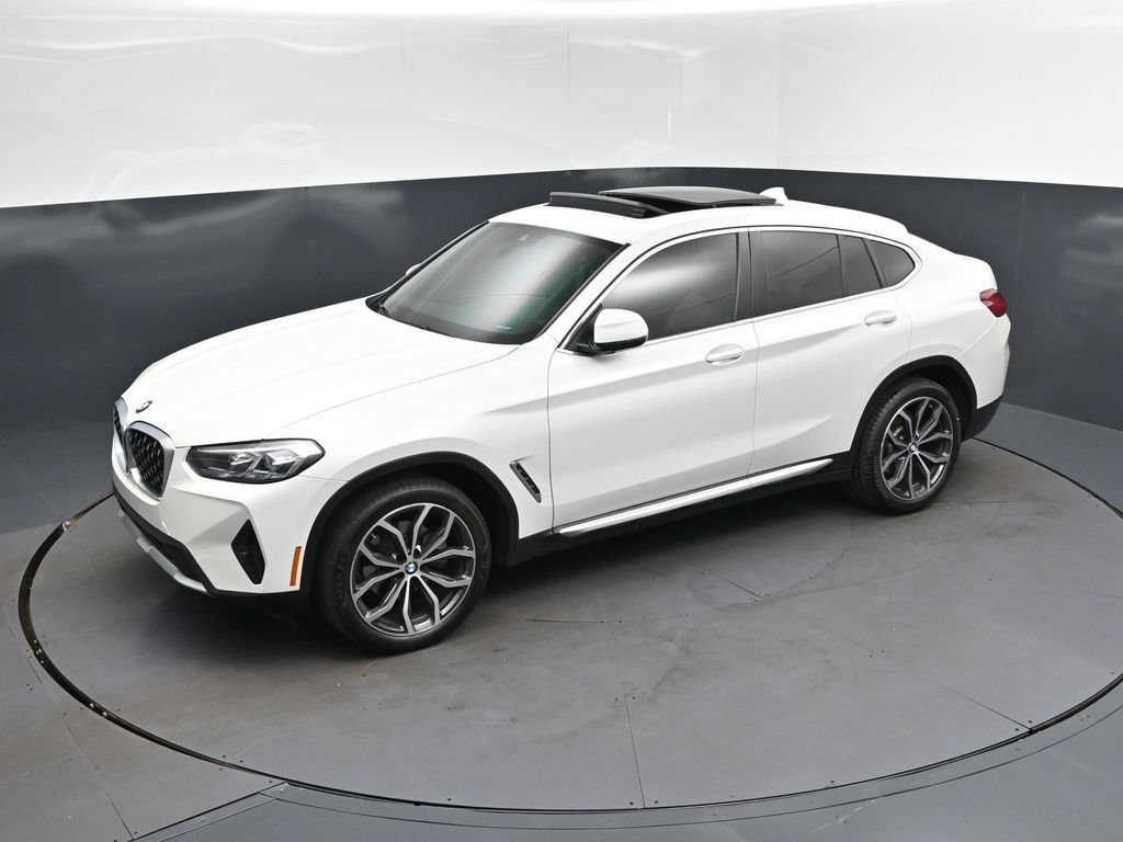 Used 2022 BMW X4 xDrive30i w/ Premium Package AWD/4WD image 1