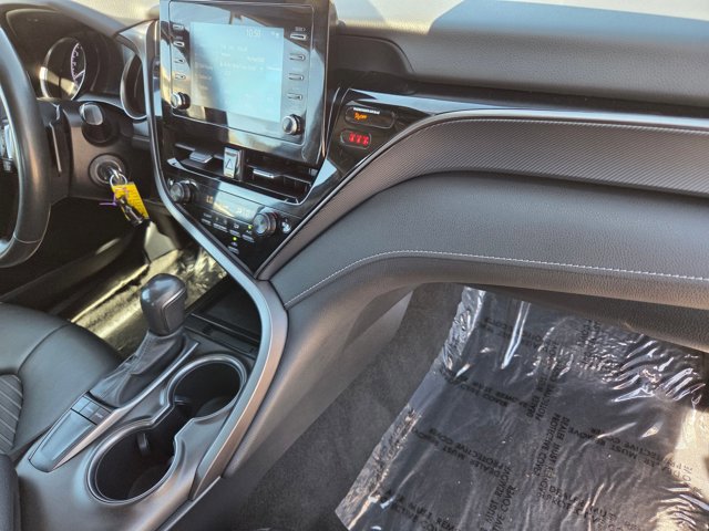 Used 2023 Toyota Camry SE w/ Blackout Package (TMS) image 20