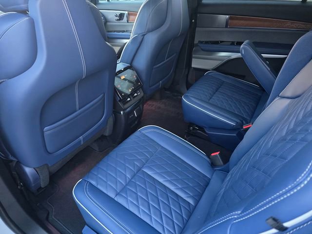 New 2026 Cadillac Vistiq Premium Luxury AWD/4WD image 13