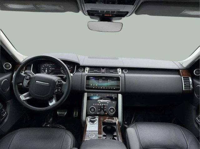 Used 2021 Land Rover Range Rover Westminster Edition image 9