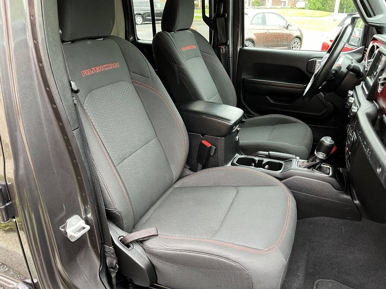 Used 2021 Jeep Wrangler Unlimited Rubicon image 12