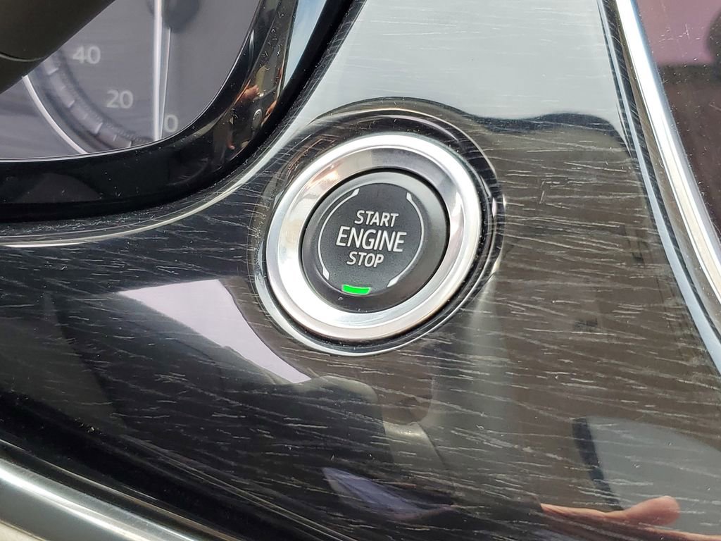 Used 2020 Cadillac XT6 Premium Luxury AWD/4WD image 14