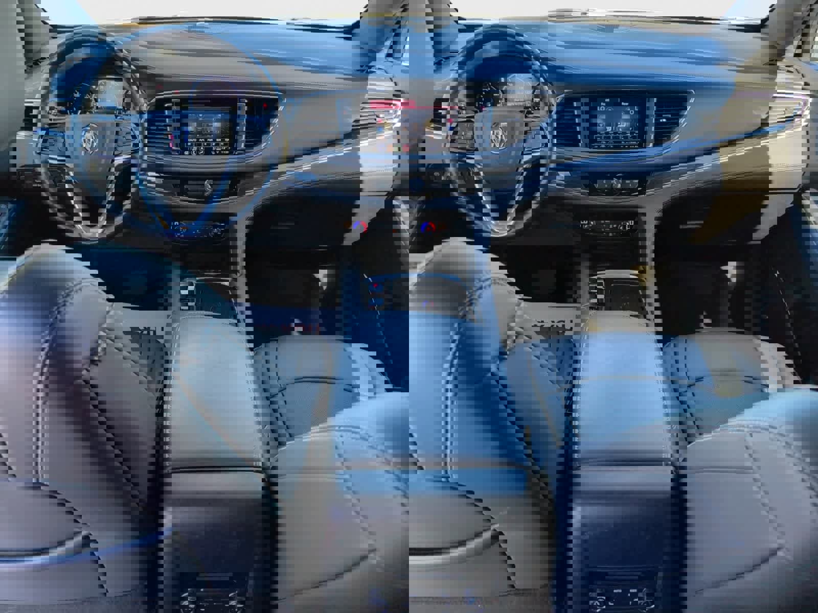 Used 2024 Buick Enclave Premium image 16