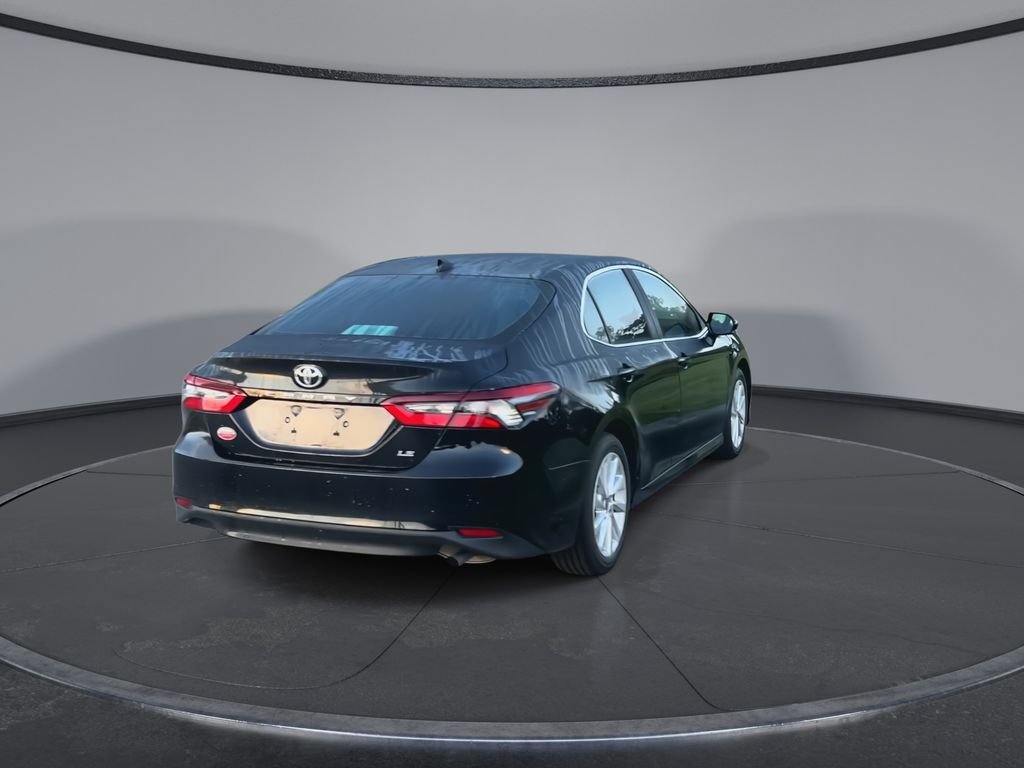 Used 2024 Toyota Camry LE FWD image 8
