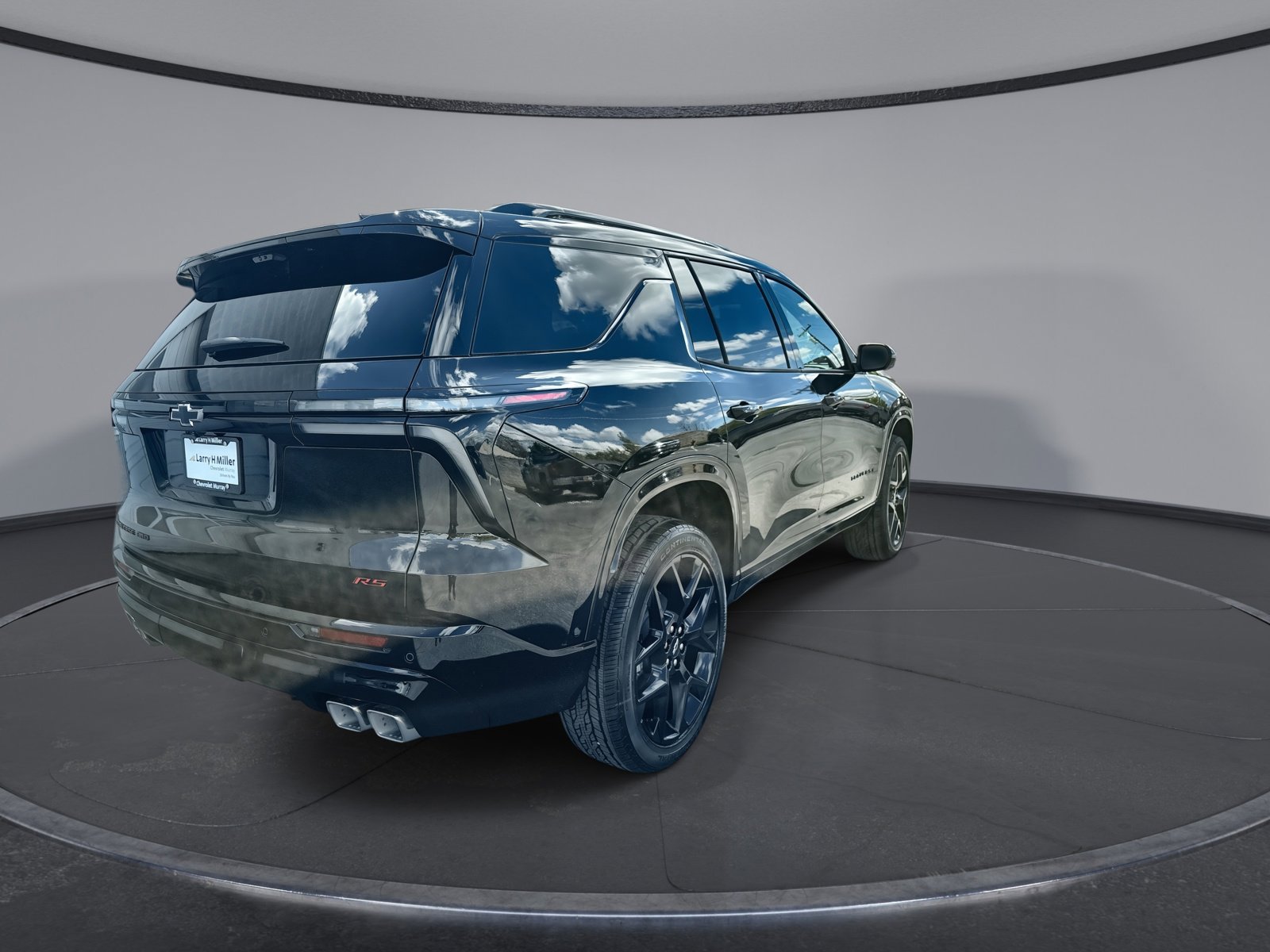 New 2026 Chevrolet Traverse RS w/ LPO, Floor Liner Package AWD/4WD image 14